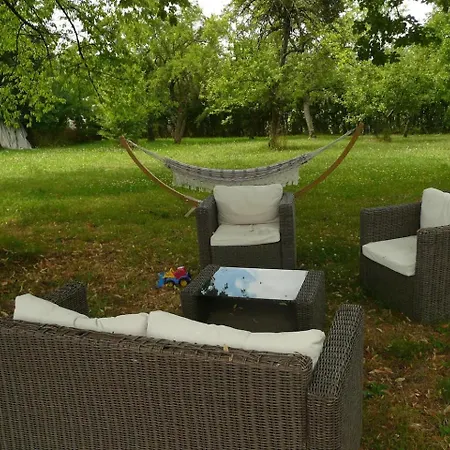 En Passant Par La Lorraine' فندق مبيت وإفطار Elvange